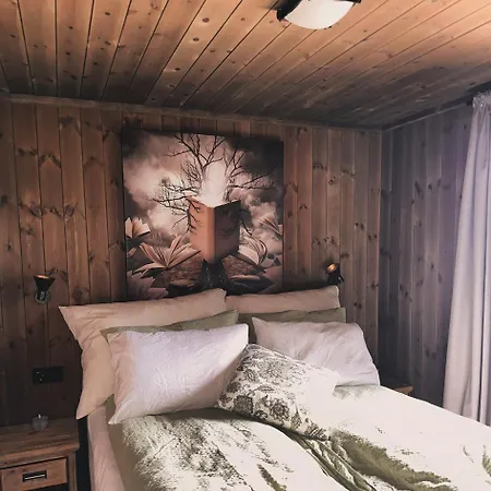 Flott Med Hoy Standard Og Unik Utsikt Holiday home Lensvik